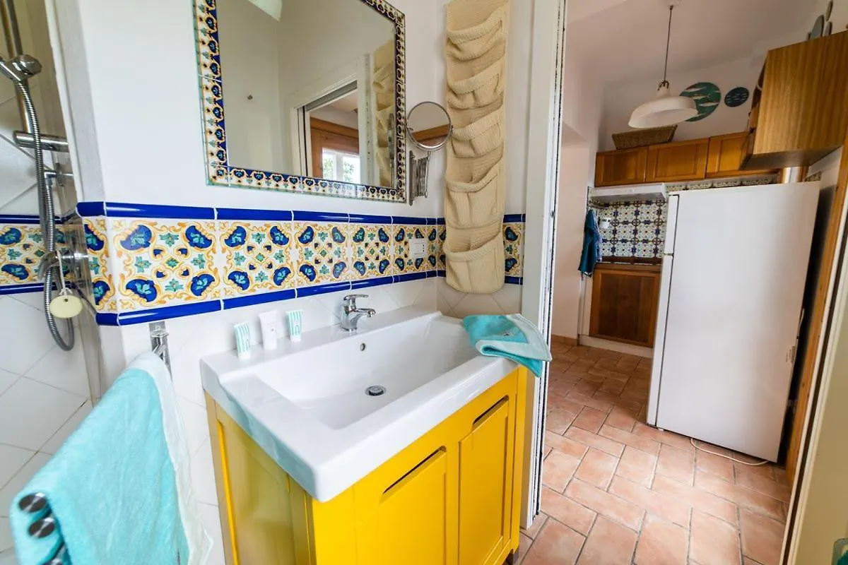 Apartment Spiaggia Di Marina Di Campo Italy